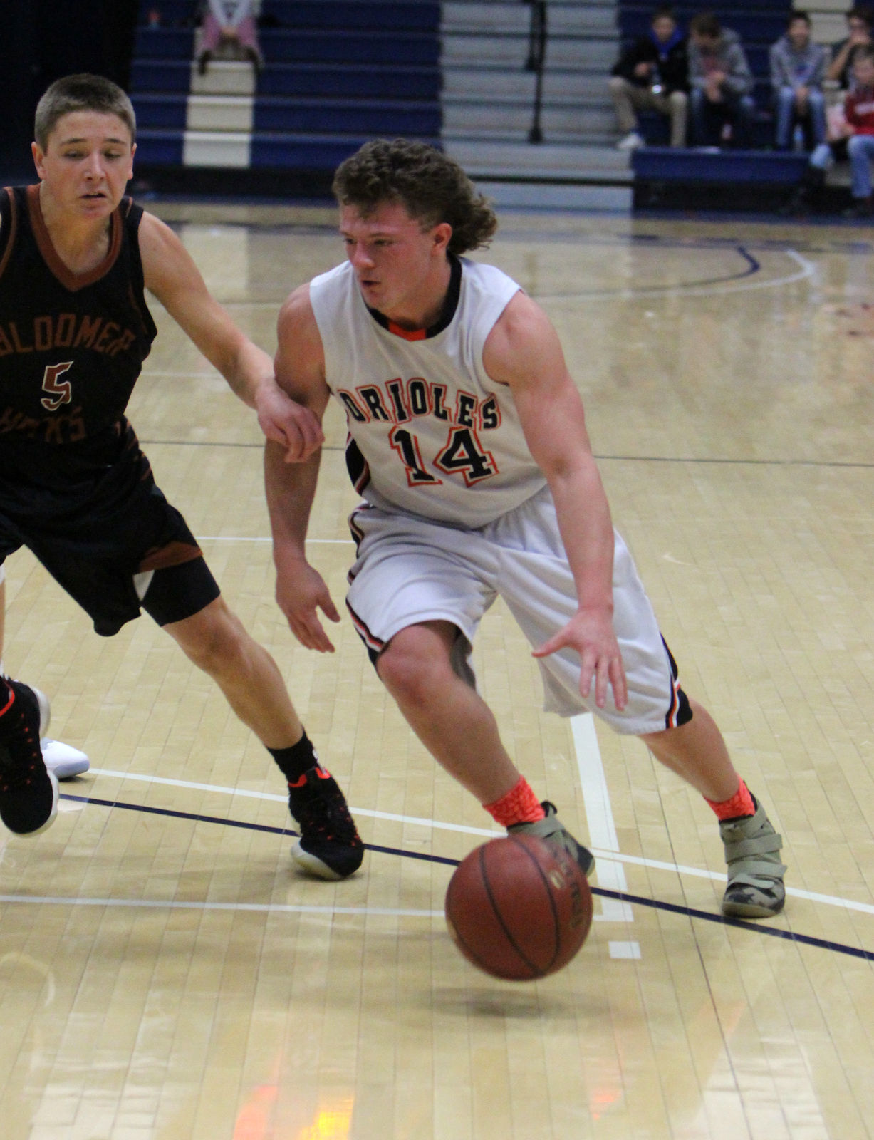 Bloomer boys basketball vs Stanley-Boyd at UW-Stout 12-1-18